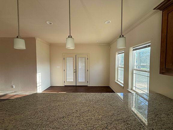 5th image of 156 Terra Ln
