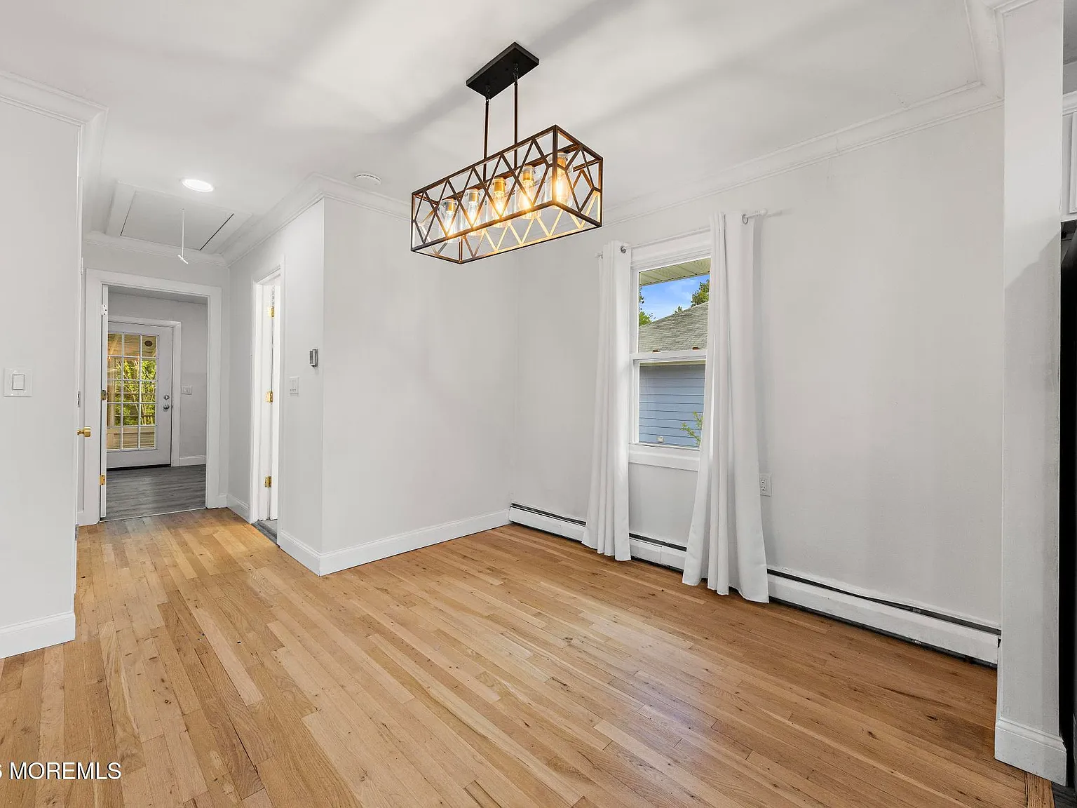 1 bed, 1072 sqft, $2,200 — Photo 4