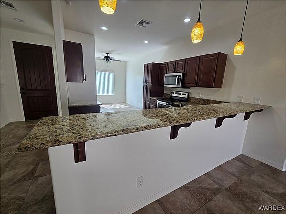 3rd image of 324 Park River Dr