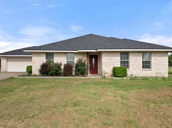 906 N Spikes Rd, Corsicana, TX 75110