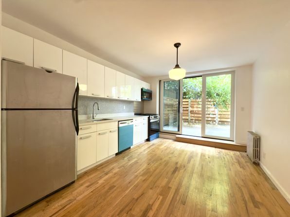 185 South St #2