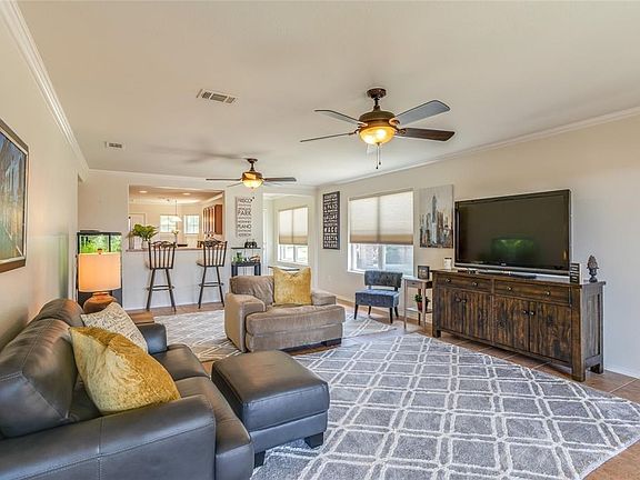 2nd image of 1296 Troon Dr