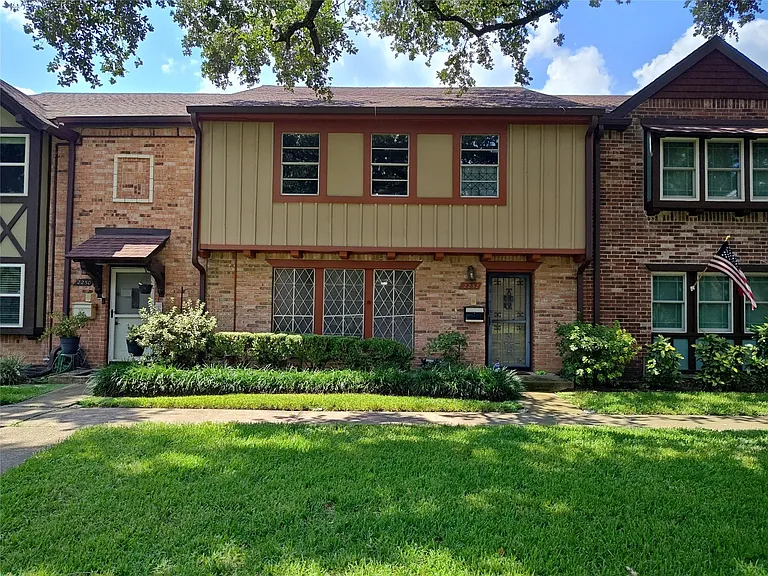 2252 Shadowdale Dr #362 — Photo 2