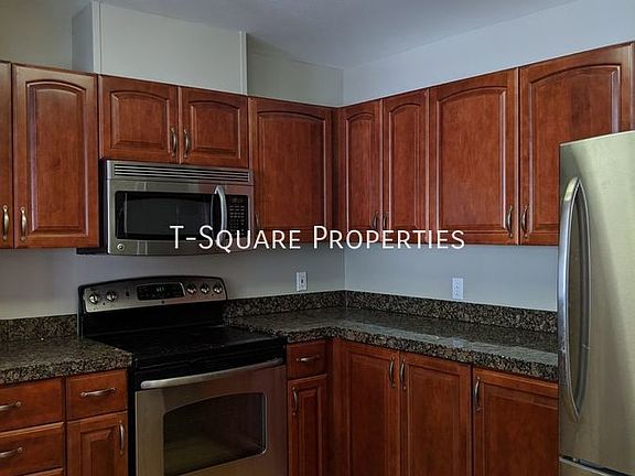 4th image of 8545 166th Ave NE #C216