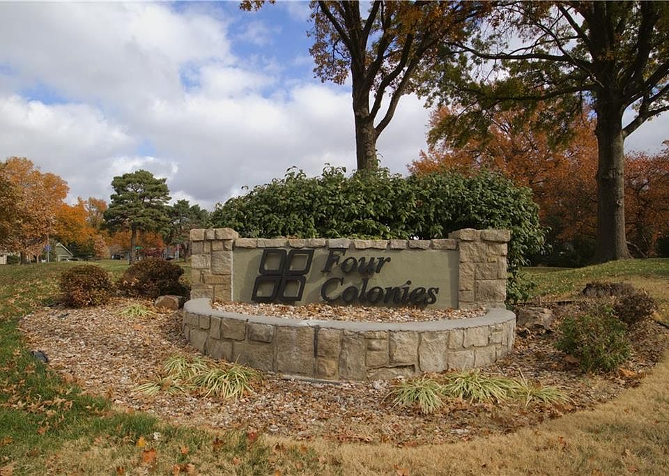 8024 Colony Ln, Lenexa, KS 66215 Zillow