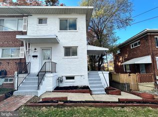 5015 Roseld Ct, Oxon Hill, MD