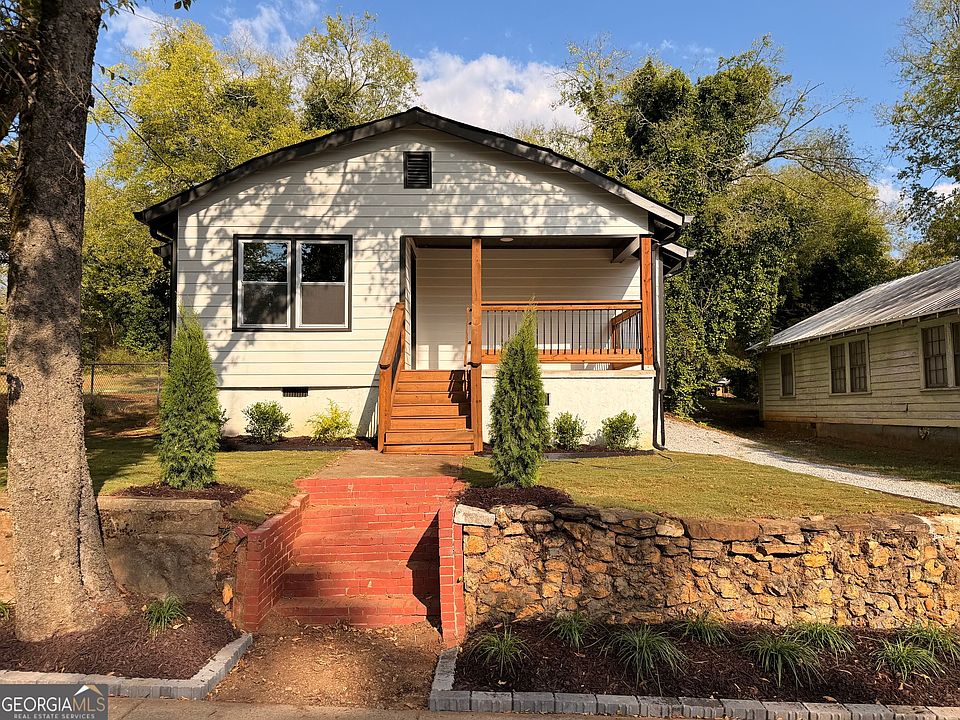 1st image of 1409 Maple Ave SW