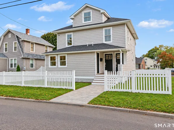 43 Helen Street, Fairfield, CT 06824