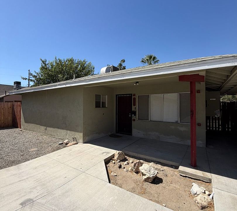 1st image of 319 Holtby Rd #323