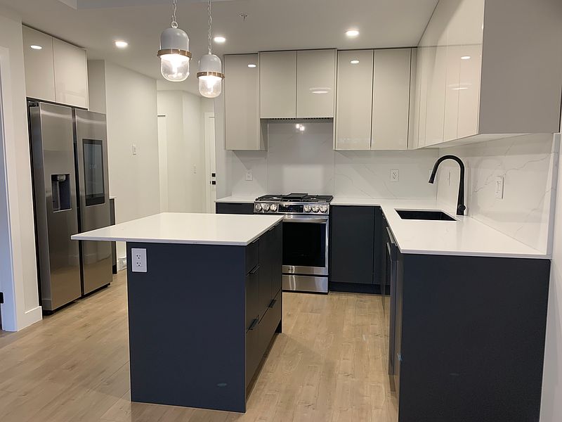 Surrey Apartment for rent - 1 Bedroom — photo 3