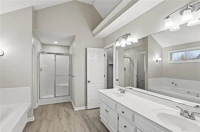 1175 SW Santa Fe Dr — Photo 15