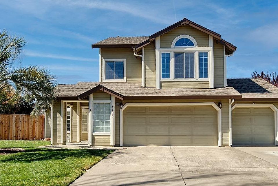 1st image of 2205-2205 Longview Dr