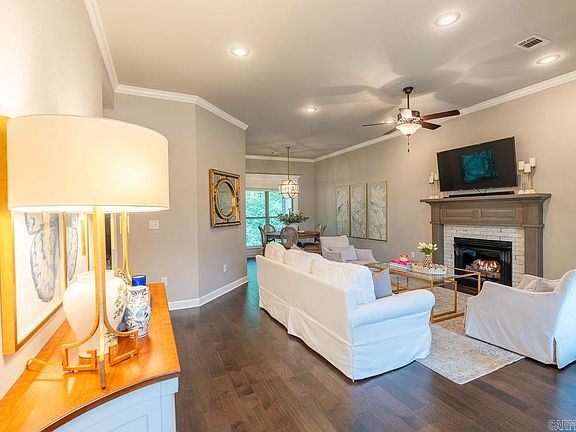 3rd image of 3112 Stonehenge Dr