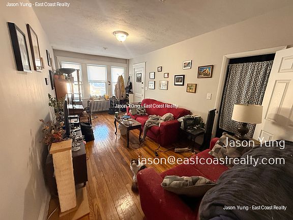 3rd image of 25 Lourdes Ave APT 1