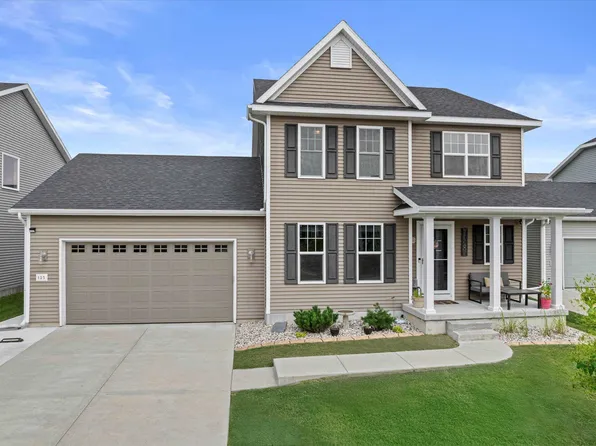 125 Crooked Tree Dr, Deforest, WI 53532