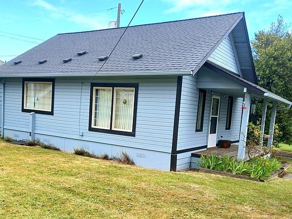 2nd image of 616 1/2 South Trce