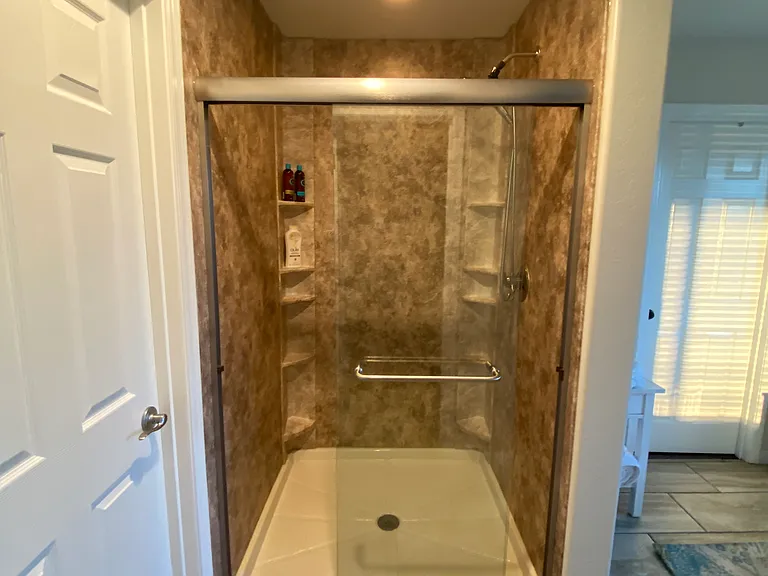 6906 S 78th Dr — Photo 13