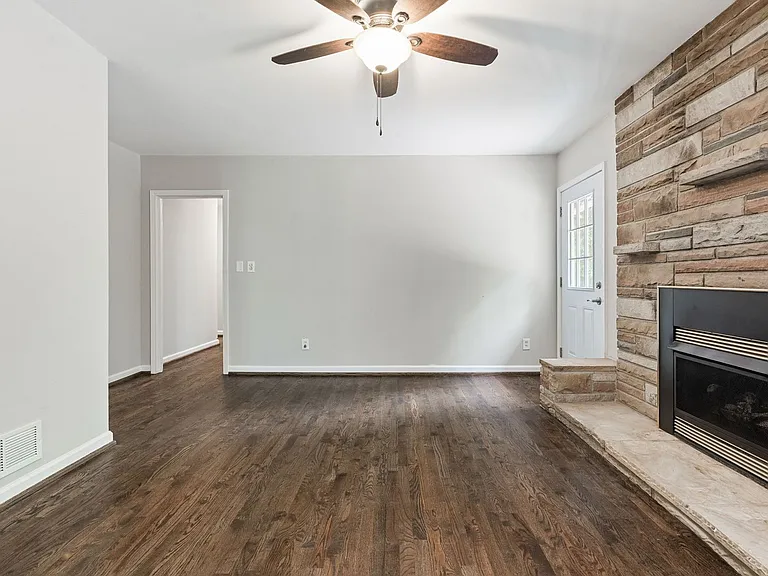 531 Park Ter — Photo 18