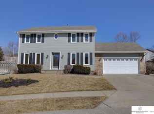 6905 S 159th Cir, Omaha, NE 68136