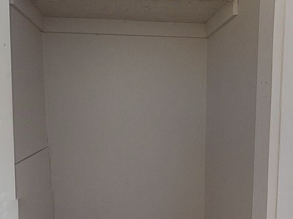 Entrance lobby Closet