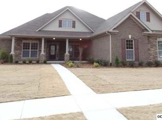 8408 SE Green Moss Ct, Owens Cross Roads, AL 35763