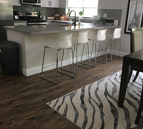 4th image of 5588 Ainsley Ct