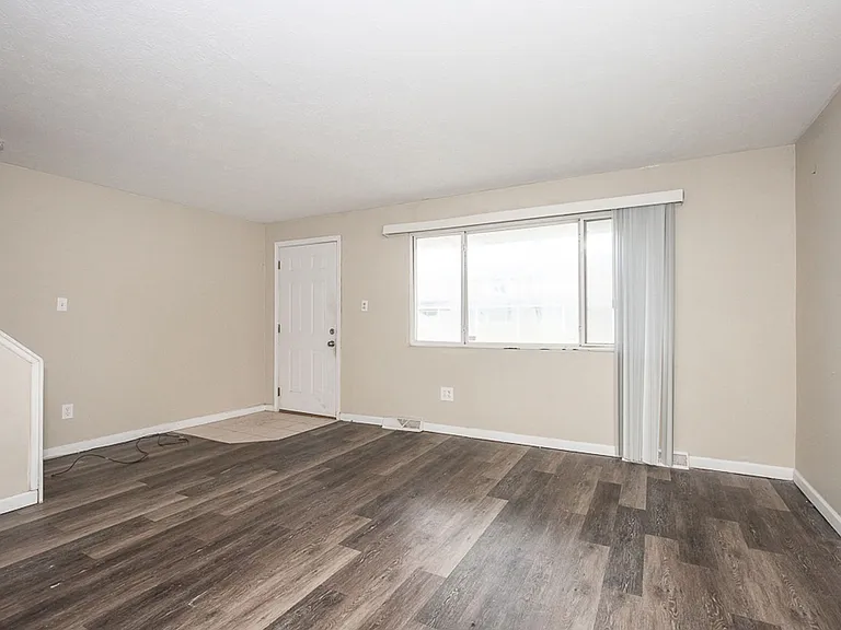 4871 Banbury Ct #25 — Photo 16