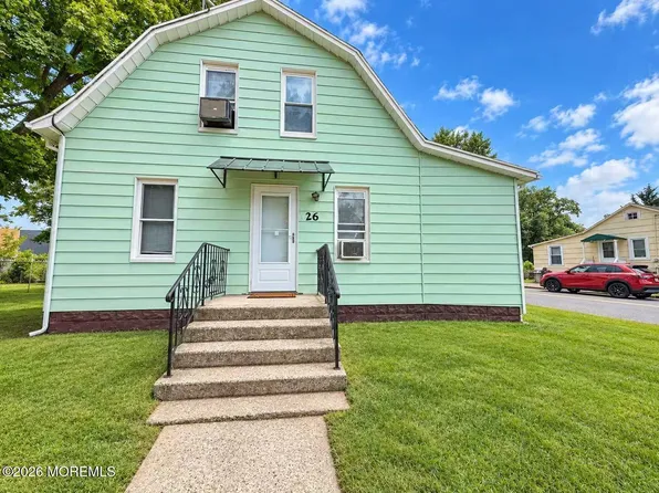 26 Hamilton Road, Englishtown, NJ 07726