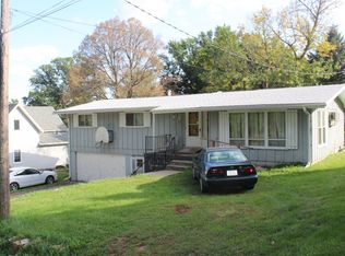 411 W 6th St, Logan, IA 51546