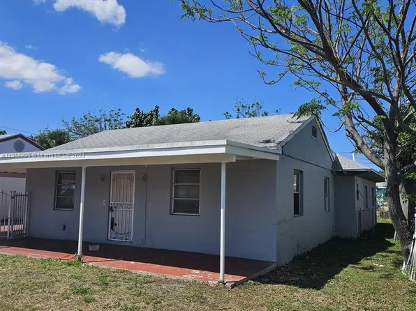 578 W 2nd St, Riviera Beach, FL 33404