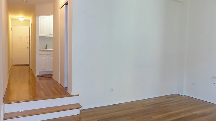 Rented by Immac Realty | media 44