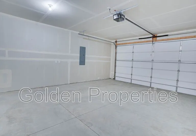 7768 N Girard Cir — Photo 23