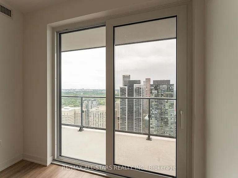 634 Church St #4006 — Photo 3