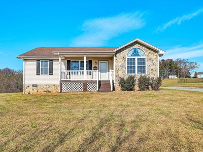 100 Estate Dr, Glade Hill, VA, 24092