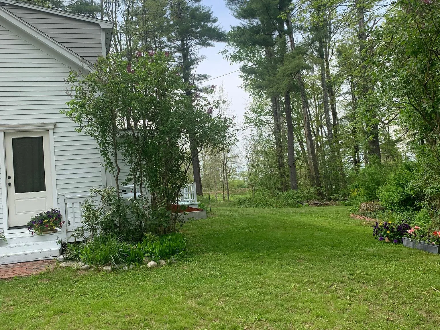 1 bed, 1000 sqft, $2,400 — Photo 2