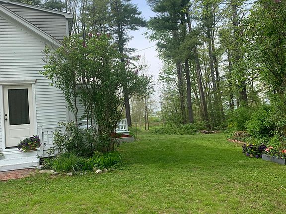 2nd image of 164 Woodville Rd #A