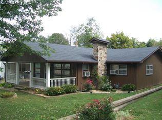 38 E Gossom Ave, Park City, KY 42160