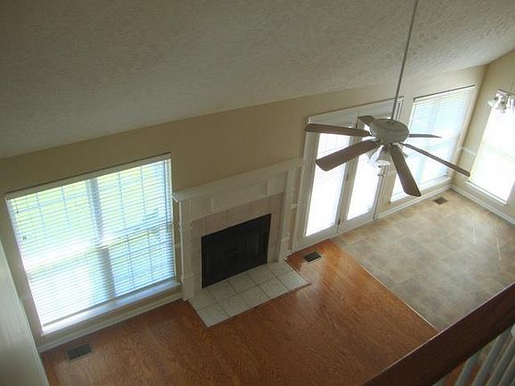 4th image of 1910 Stoney Meadow Dr
