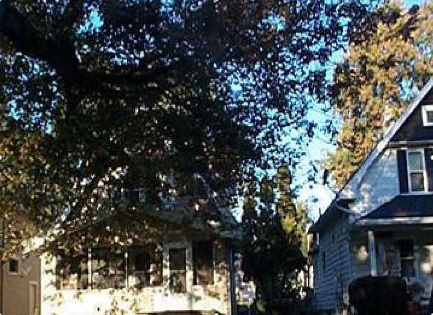 2nd image of 3831 Willys Pkwy