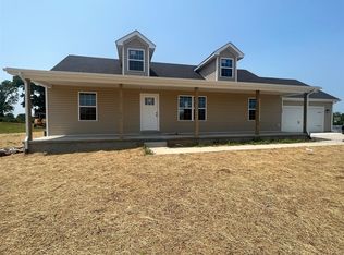 2386 Lodge Hall Rd, Bowling Green, KY 42101