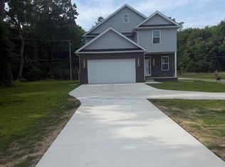 35635 Joy Rd, Westland, MI 48185