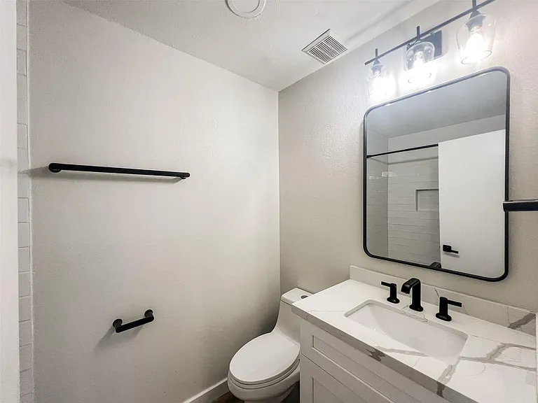 3506 Larchmont Cv #A — Photo 10