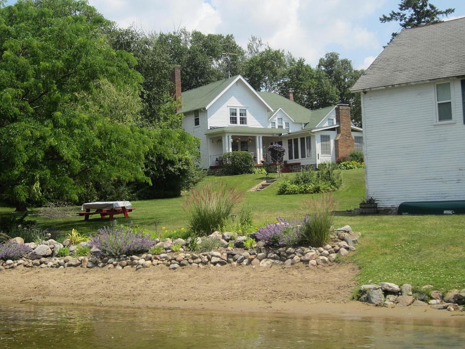 1st image of 3100 The Narrows Dr SW