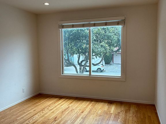3rd image of 581 Arguello Blvd APT 2
