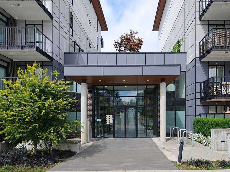1st image of 750 Dogwood St #220