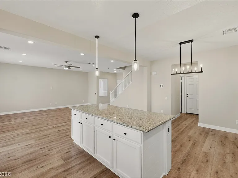 6840 Sumatra St — Photo 4