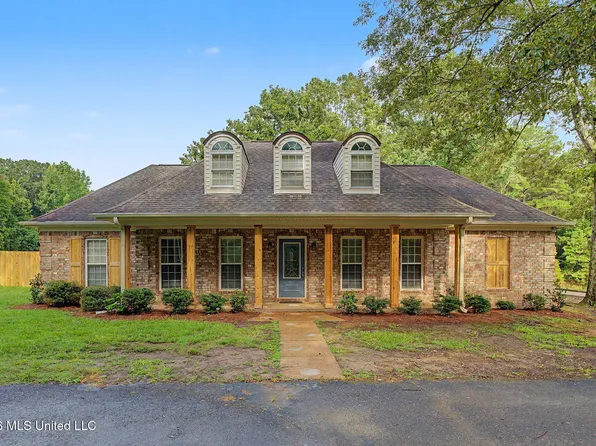 778 Steele Rd, Hernando, MS 38632