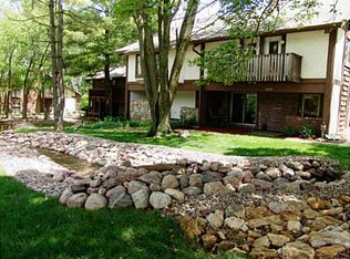 4631 Lockner Dr, Urbandale, IA 50322
