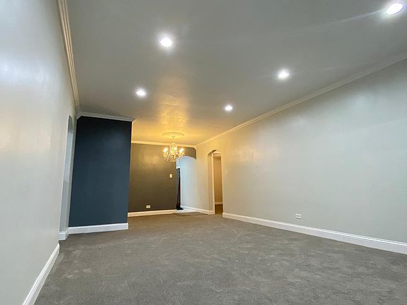4th image of 8714 Kedvale Ave