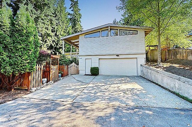 1st image of 16639 SE 14th St